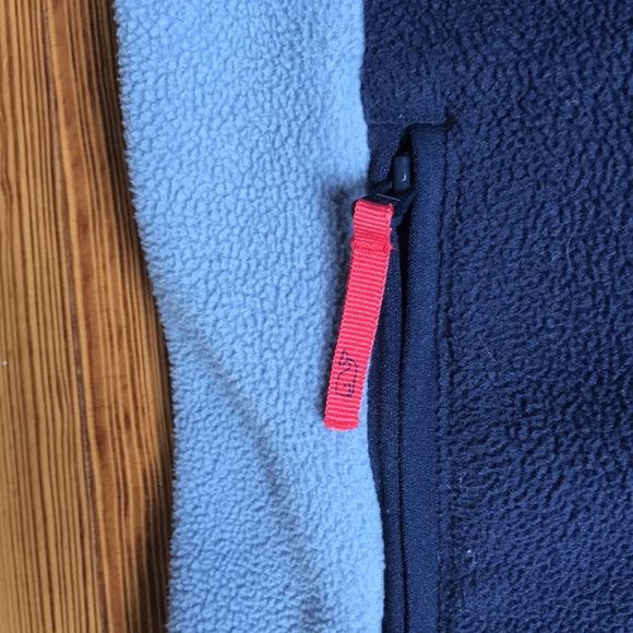 Vineyard Vines boys vest Navy Blue 5 - Picture 4 of 4